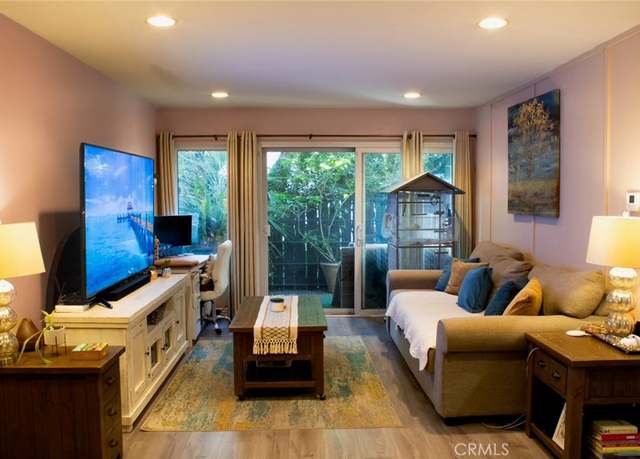 Property at 18645 Hatteras St #186, Tarzana, CA 91356, 1 bed, 1 bath