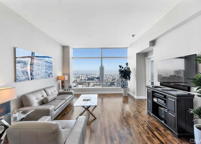 Property at 900 W Olympic Blvd Unit 33E, Los Angeles, CA 90015, 1 bed, 1.5 baths