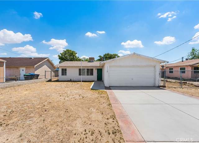 Property at 43348 E 6th St, Lancaster, CA 93535, 3 beds, 1.5 baths