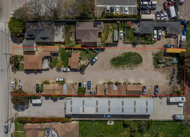 Property at 2461 Balboa St, Oxnard, CA 93036, 15 beds, 11 baths