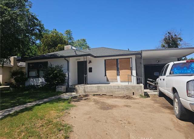 Property at 1028 W Lansing Way, Fresno, CA 93705, 2 beds, 1 bath