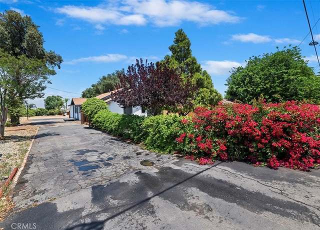 Property at 41918 Whittier Ave, Hemet, CA 92544, 3 beds, 1 bath