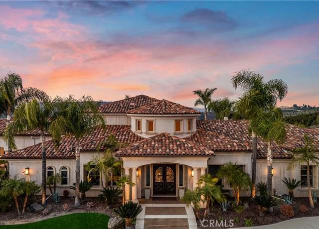 Property at 43650 La Cruz Dr, Temecula, CA 92590, 5 beds, 4.5 baths