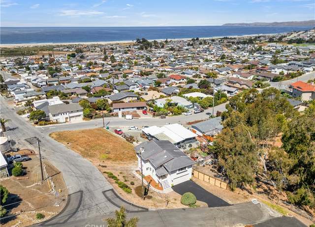 Property at 679 Elena St, Morro Bay, CA 93442, 3 beds, 2 baths