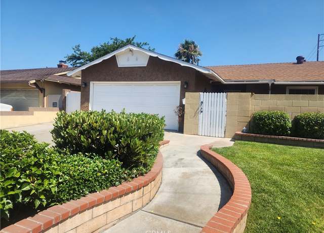 Property at 105 W Cliffwood Ave, Anaheim, CA 92802, 3 beds, 1.5 baths