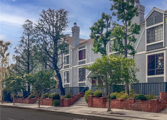 Property at 18100 Burbank Blvd #11, Tarzana, CA 91356, 3 beds, 4 baths