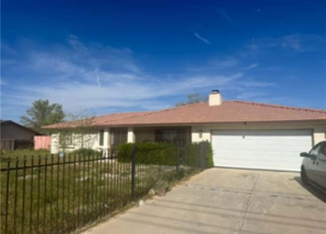 Property at 11911 Kiowa Rd, Apple Valley, CA 92308, 5 beds, 4 baths