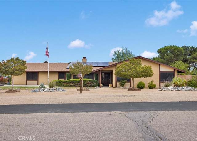 Property at 9443 Sierra Vista Rd, Phelan, CA 92371, 4 beds, 2.5 baths
