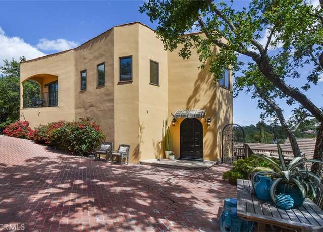 Property at 4950 Campo Rd, Woodland Hills, CA 91364, 3 beds, 2 baths