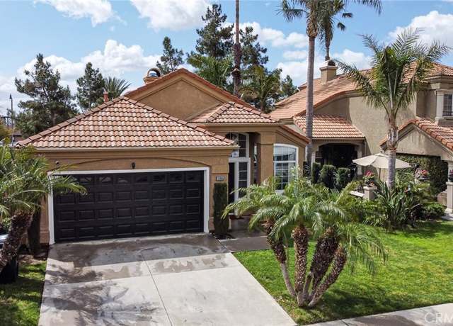 Property at 13885 Portofino St, Fontana, CA 92336, 3 beds, 2 baths