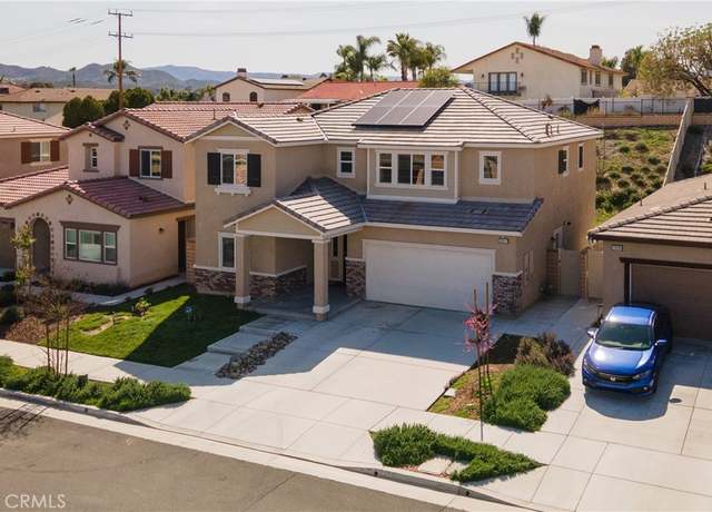 Property at 29911 Western Star Dr, Menifee, CA 92587, 4 beds, 3 baths