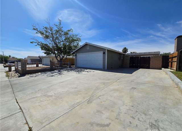 Property at 813 Victoria Ct, Ridgecrest, CA 93555, 3 beds, 2 baths