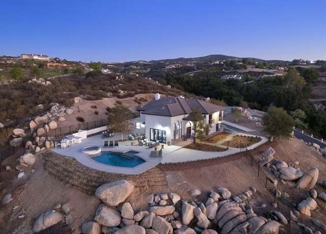 Property at 39850 Calle Breve, Temecula, CA 92592, 5 beds, 4 baths