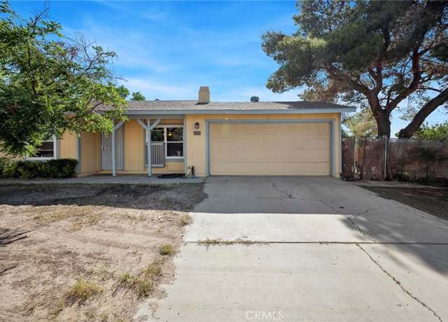 Property at 41125 179th St E, Lancaster, CA 93535, 4 beds, 2 baths