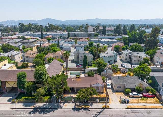 Property at 11618 Victory Blvd, North Hollywood, CA 91606, 3 beds, 1 bath
