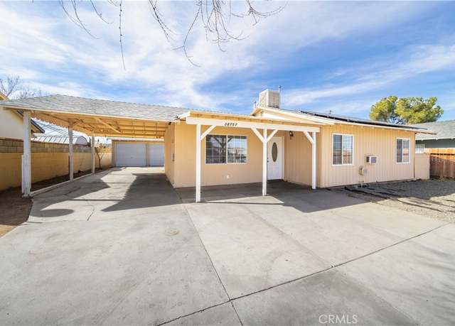 Property at 38757 Frontier Ave, Palmdale, CA 93550, 3 beds, 1 bath