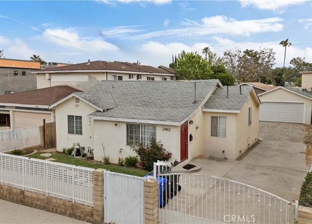 Property at 24812 Walnut St, Newhall, CA 91321, 2 beds, 2 baths