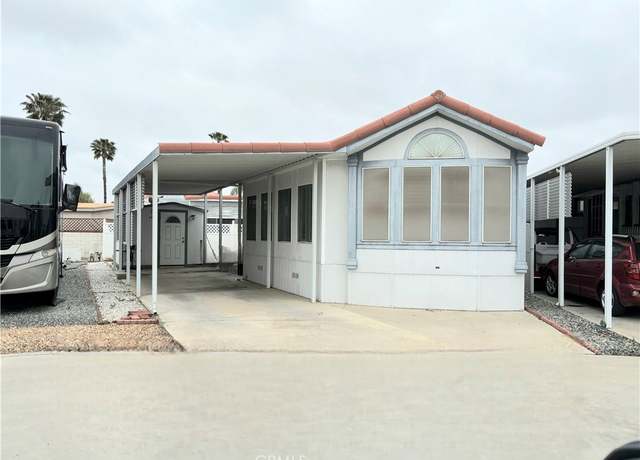 Property at 1295 S Cawston Ave #460, Hemet, CA 92545, 1 bed, 1 bath