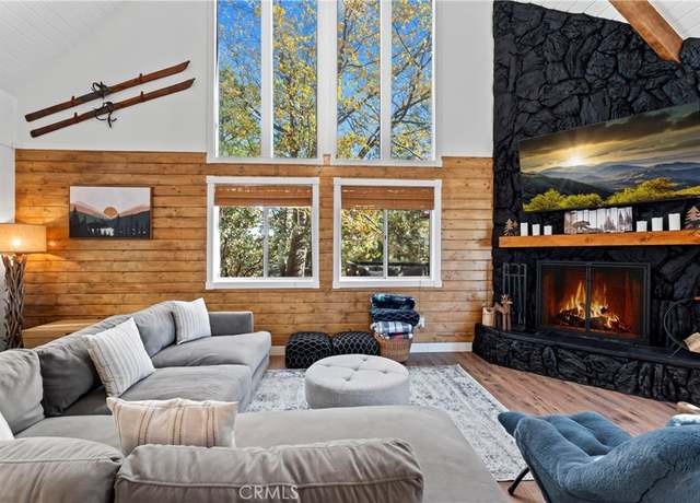 Property at 788 Crown Dr, Lake Arrowhead, CA 92352, 4 beds, 3 baths