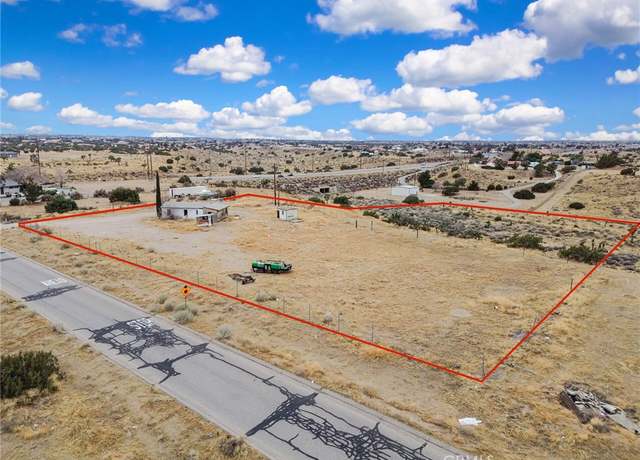 Property at 9770 Verbena Rd, Oak Hills, CA 92344