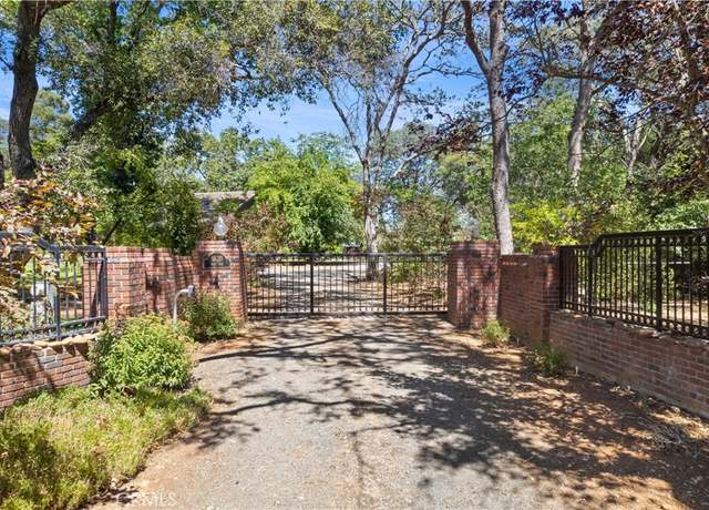 Property at 1820 Westlake Dr, Kelseyville, CA 95451, 5 beds, 3.5 baths