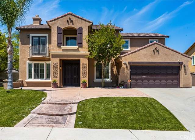 Property at 1620 Paseo Vista St, Corona, CA 92881, 4 beds, 3.5 baths