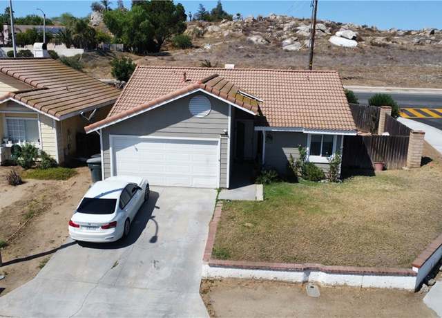 Property at 1704 Sycamore St, Perris, CA 92570, 2 beds, 1 bath