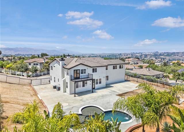 Property at 17530 Dry Run Ct, Riverside, CA 92504, 4 beds, 3.5 baths