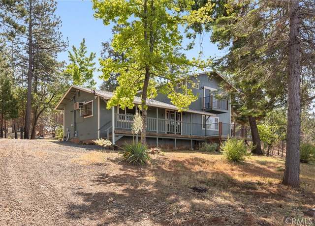 Property at 490 Vilas Rd, Chico, CA 95973, 3 beds, 2 baths