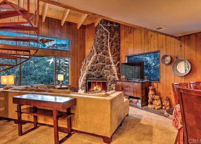 Property at 53580 Jeffery Pine Rd, Idyllwild, CA 92549, 3 beds, 2 baths