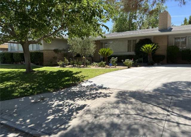 Property at 44705 Lowtree Ave, Lancaster, CA 93534, 3 beds, 3 baths