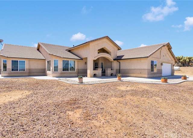 Property at 4949 Sundown Dr, Phelan, CA 92371, 3 beds, 2 baths