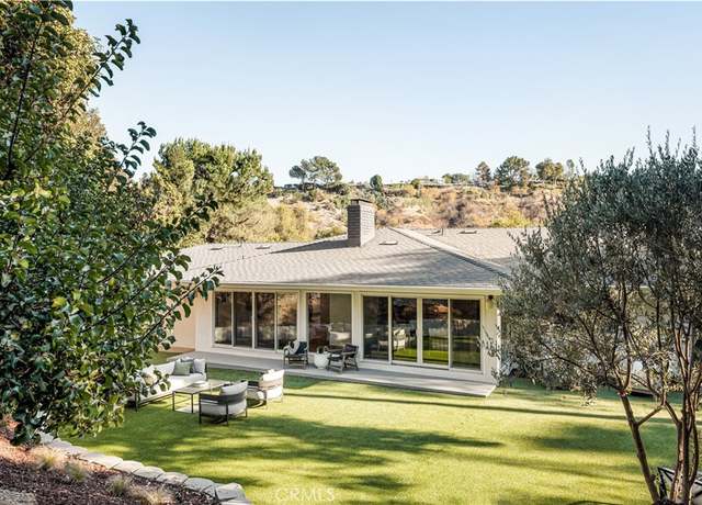 Property at 4031 Deerhorn Dr, Sherman Oaks, CA 91403, 4 beds, 3 baths
