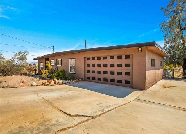 Property at 61961 Aster Pl, Joshua Tree, CA 92252, 2 beds, 1 bath