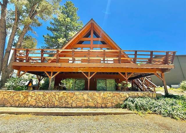 Property at 1812 Bernina Dr, Pine Mtn Club, CA 93222, 4 beds, 2 baths