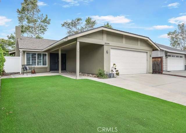 Property at 21391 Brandy Wine Ln, Lake Forest, CA 92630, 3 beds, 2 baths