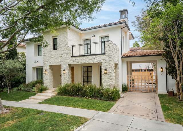 Property at 10 Seabluff, Newport Beach, CA 92660, 5 beds, 5.5 baths