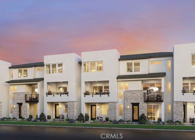 Property at 2636 Everly Dr E, San Diego, CA 92108, 3 beds, 2.5 baths