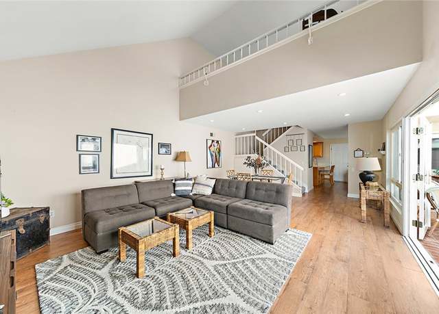 Property at 7068 Island Village Dr, Long Beach, CA 90803, 3 beds, 2 baths