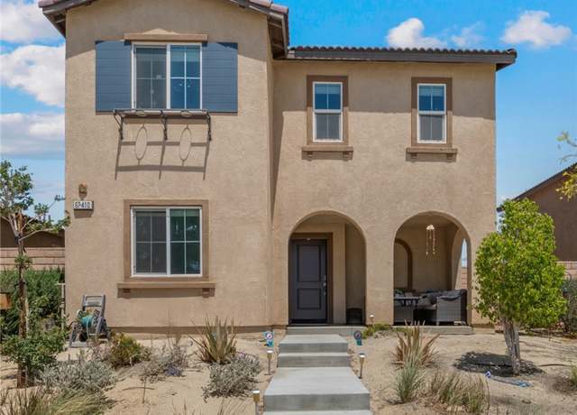 Property at 67410 Rio Vista Dr, Cathedral City, CA 92234, 3 beds, 3 baths