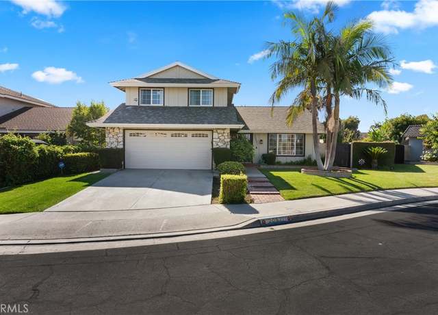 Property at 20571 Reef Ln, Huntington Beach, CA 92646, 3 beds, 2.5 baths