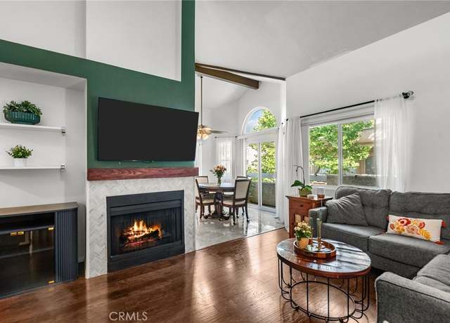Property at 19852 Sandpiper Pl #96, Newhall, CA 91321, 3 beds, 2 baths