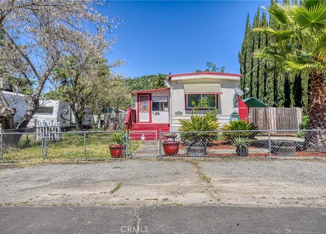 Property at 13104 4th St, Clearlake Oaks, CA 95423, 2 beds, 1.5 baths