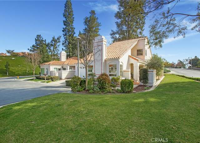 Property at 28211 Nebrija, Mission Viejo, CA 92692, 2 beds, 3 baths