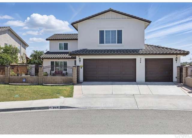 Property at 904 Israel Ct, Chula Vista, CA 91911, 4 beds, 2.5 baths