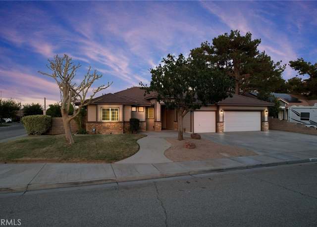 Property at 43256 W Durango Ln, Lancaster, CA 93536, 4 beds, 2 baths