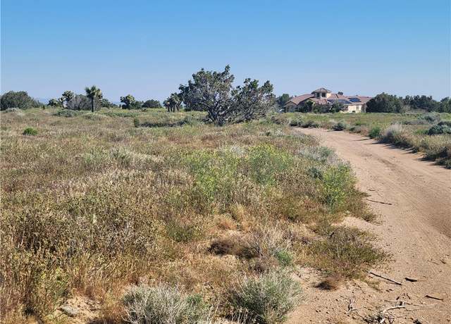 Property at 0 Vinton Rd, Phelan, CA 92371