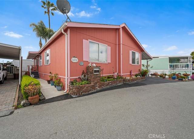 Property at 6270 SEABREEZE Dr #300, Long Beach, CA 90803, 3 beds, 2 baths