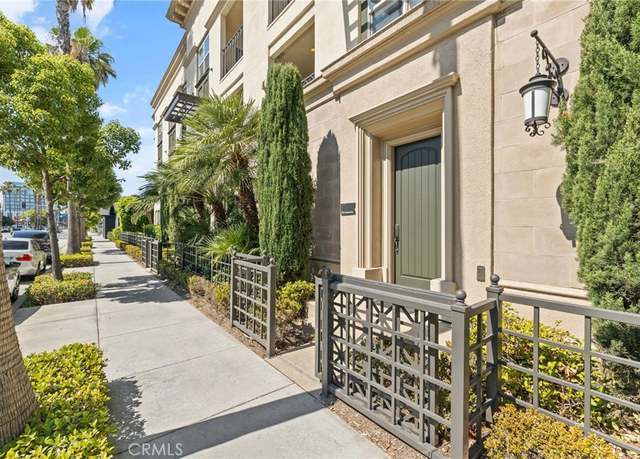 Property at 514 S Anaheim Blvd #1, Anaheim, CA 92805, 3 beds, 2 baths