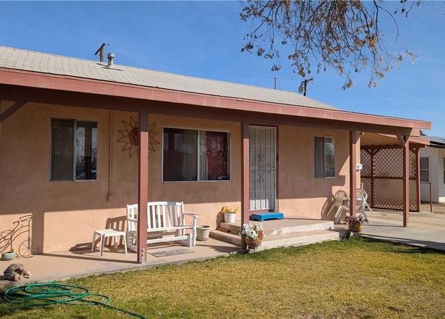 Property at 725 W Chanslor Way, Blythe, CA 92225, 3 beds, 2 baths